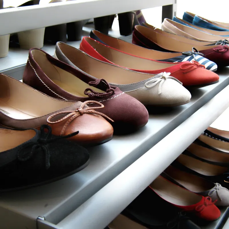 Leadis Shoes